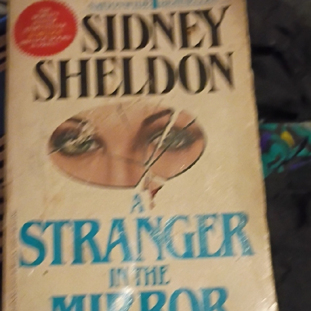 Sidney Sheldon 'A Stranger in the Mirror' Book